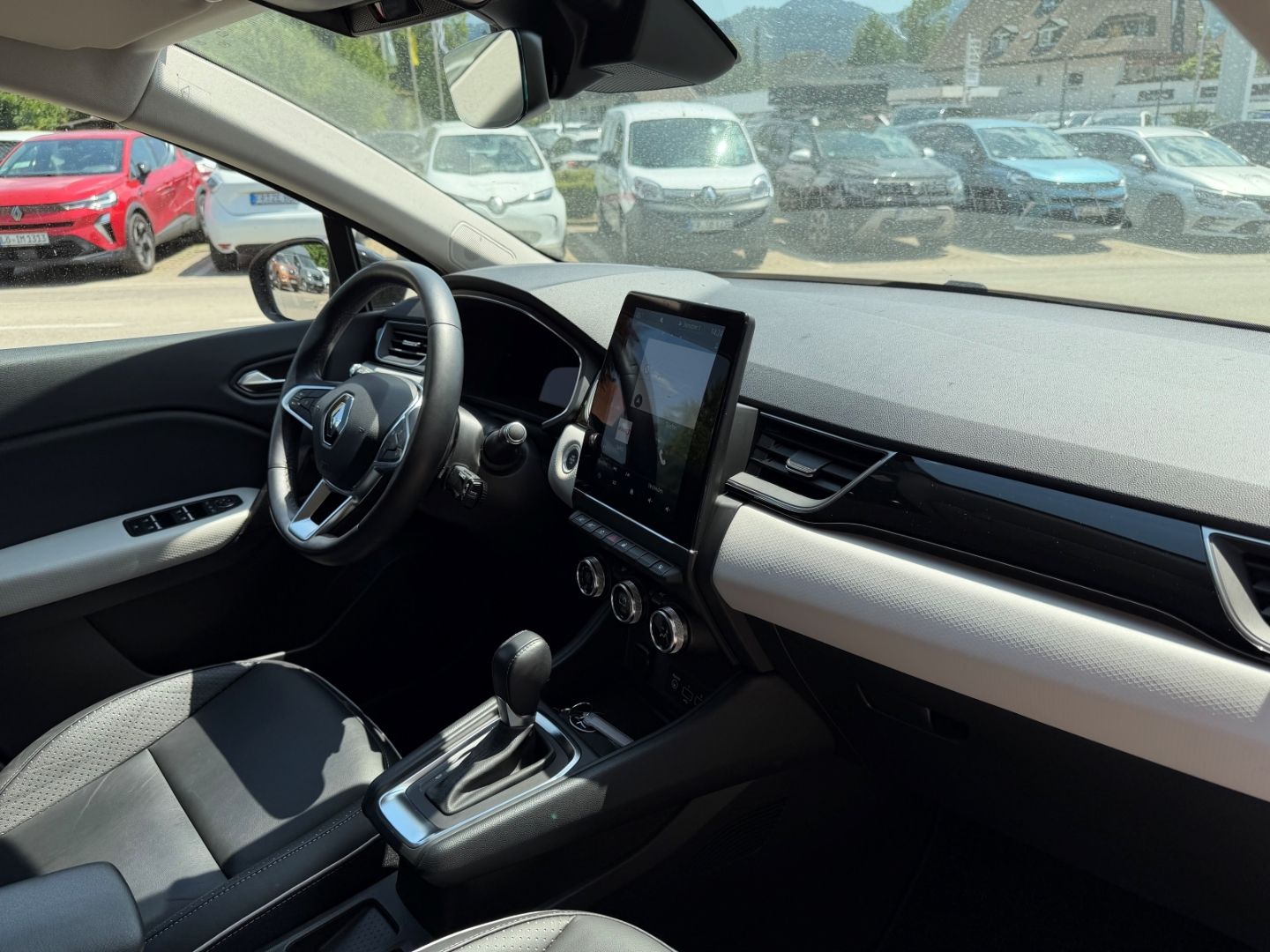 Fahrzeugabbildung Renault Captur II Edition One TCE 140 EDC Navi Leder Dig