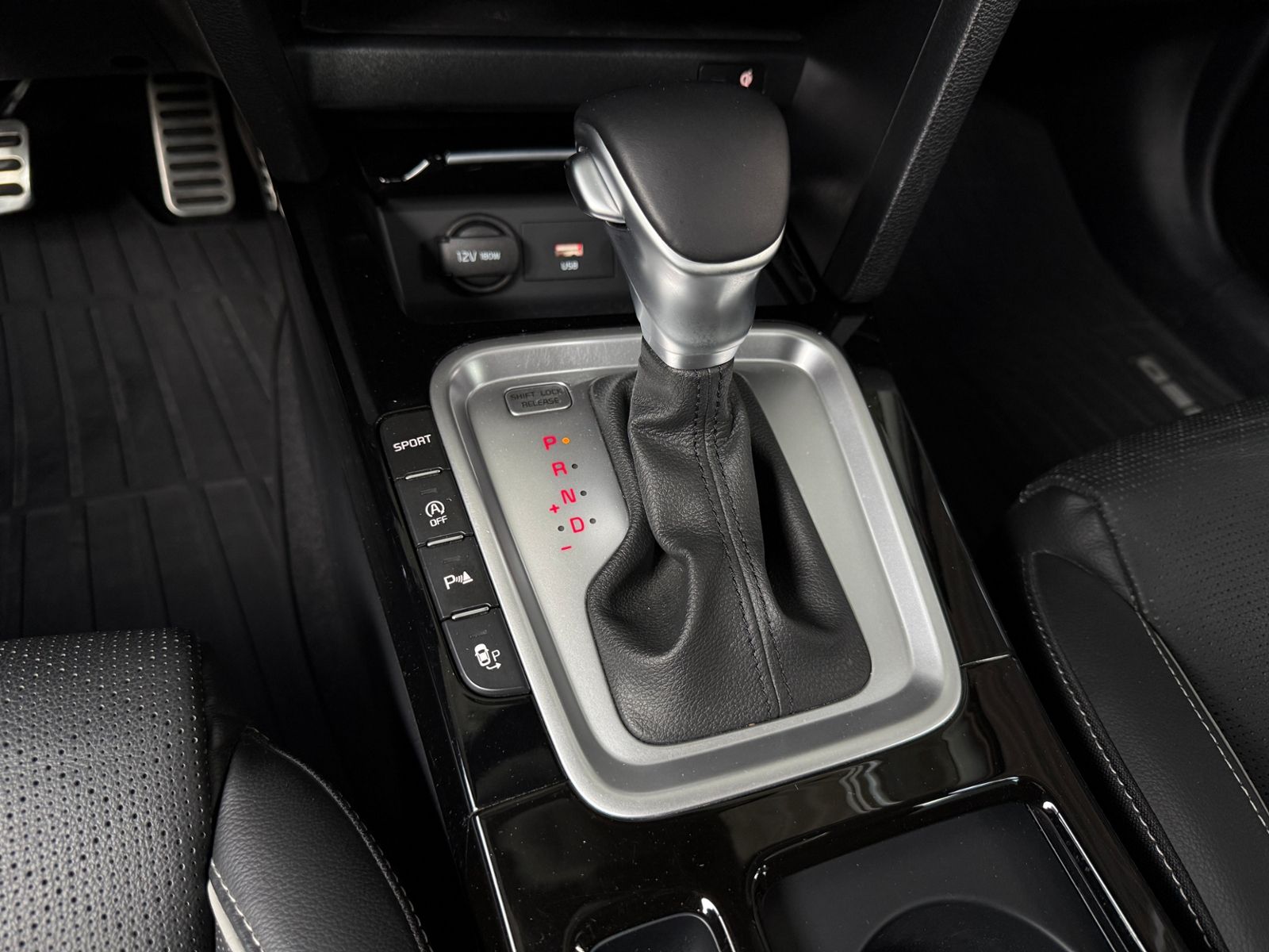Fahrzeugabbildung Kia XCeed Platinum Edition PANO AHK JBL ACC
