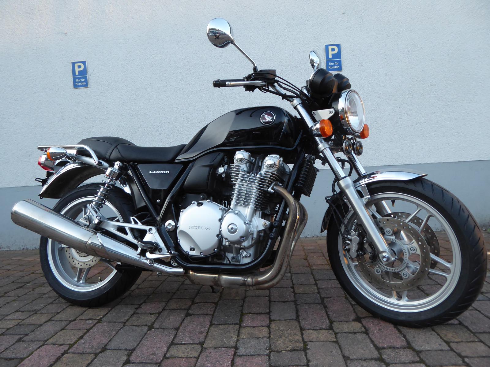 Honda CB 1100 A , Bereifung neu !