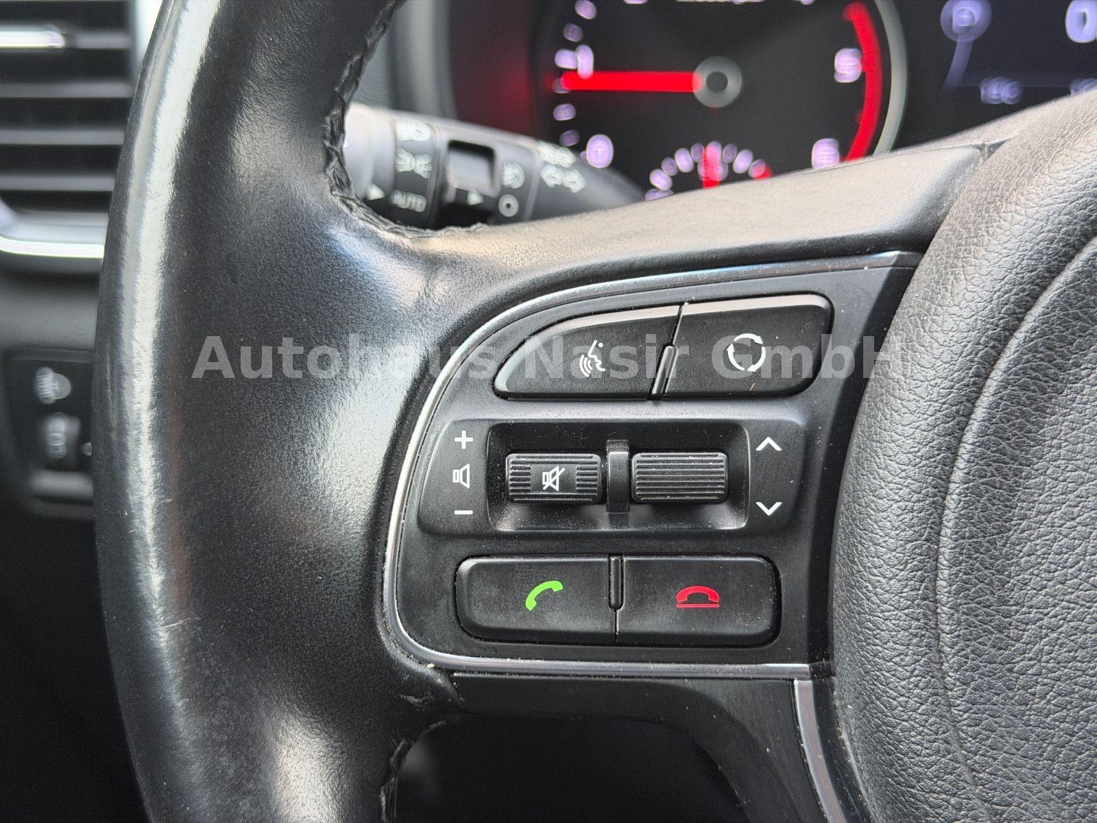 Kia Sportage Vision 1.7 CRDi/XENON/KAMERA/1.HAND/PDC
