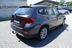 Fahrzeugabbildung BMW X1 sDrive 18i **SCHECKHEFT / TÜV-NEU / AHK**