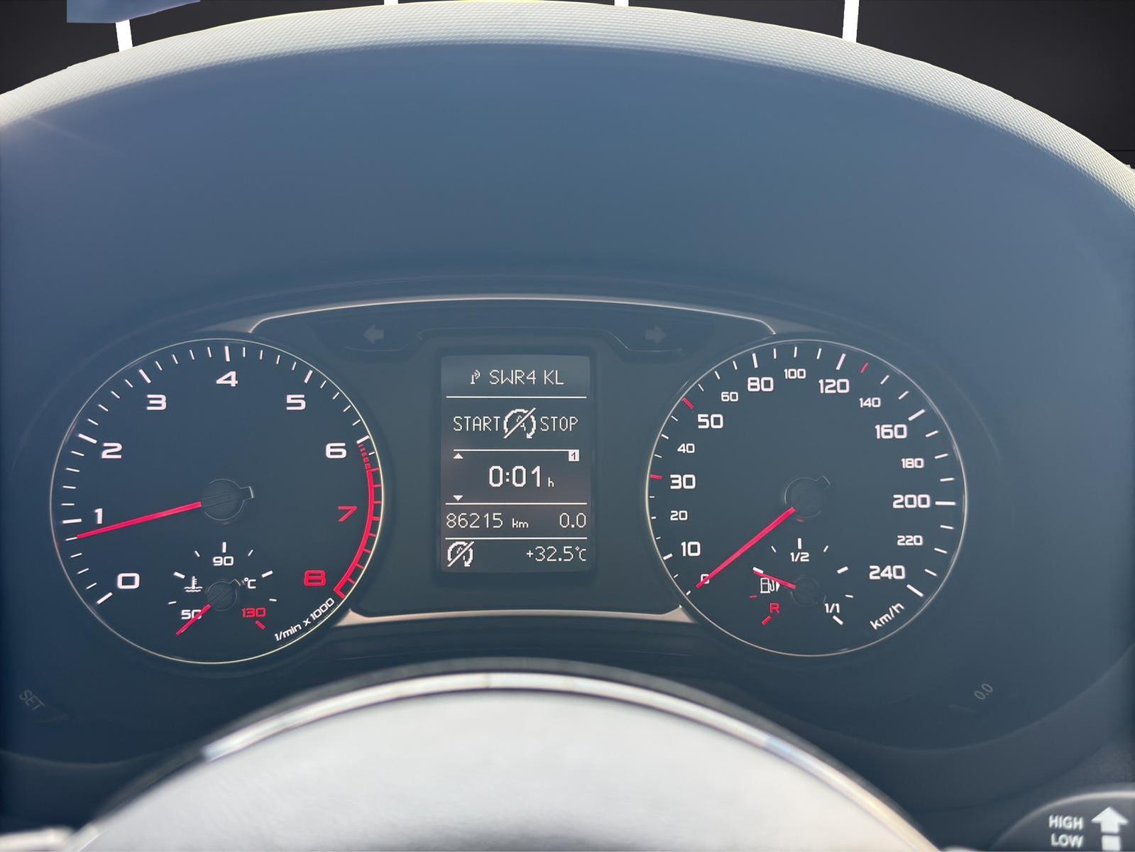 Audi A1 SPORTBACK S LINE PANO XENON NAVI LED LEDER