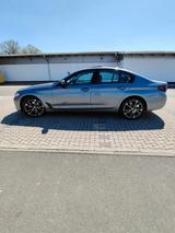 BMW 530d xDrive Aut. HUD, Laserlicht usw.  - BMW 530 Gebrauchtwagen in Nürnberg