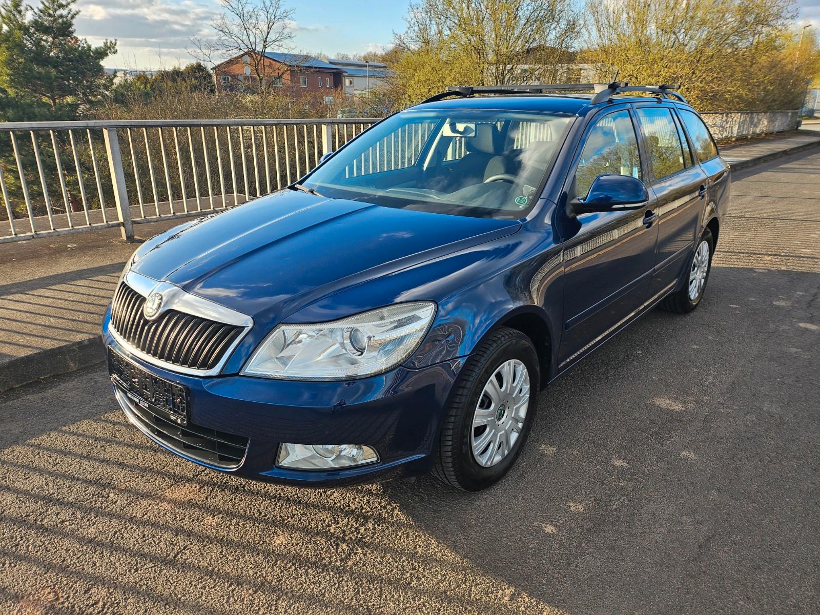 Skoda Octavia 1.2 TSI Elegance Combi #HU/AU März 2028#