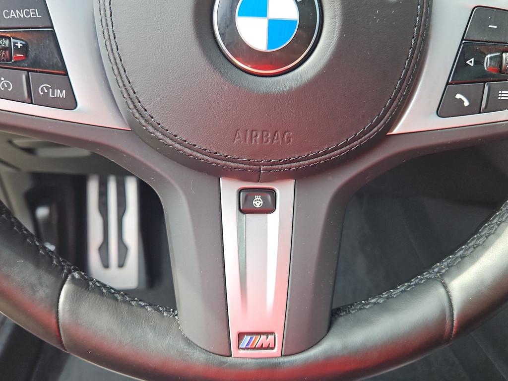 BMW 530d T. M-SPORT LASER HUD PANO KAMERA H/K AHK