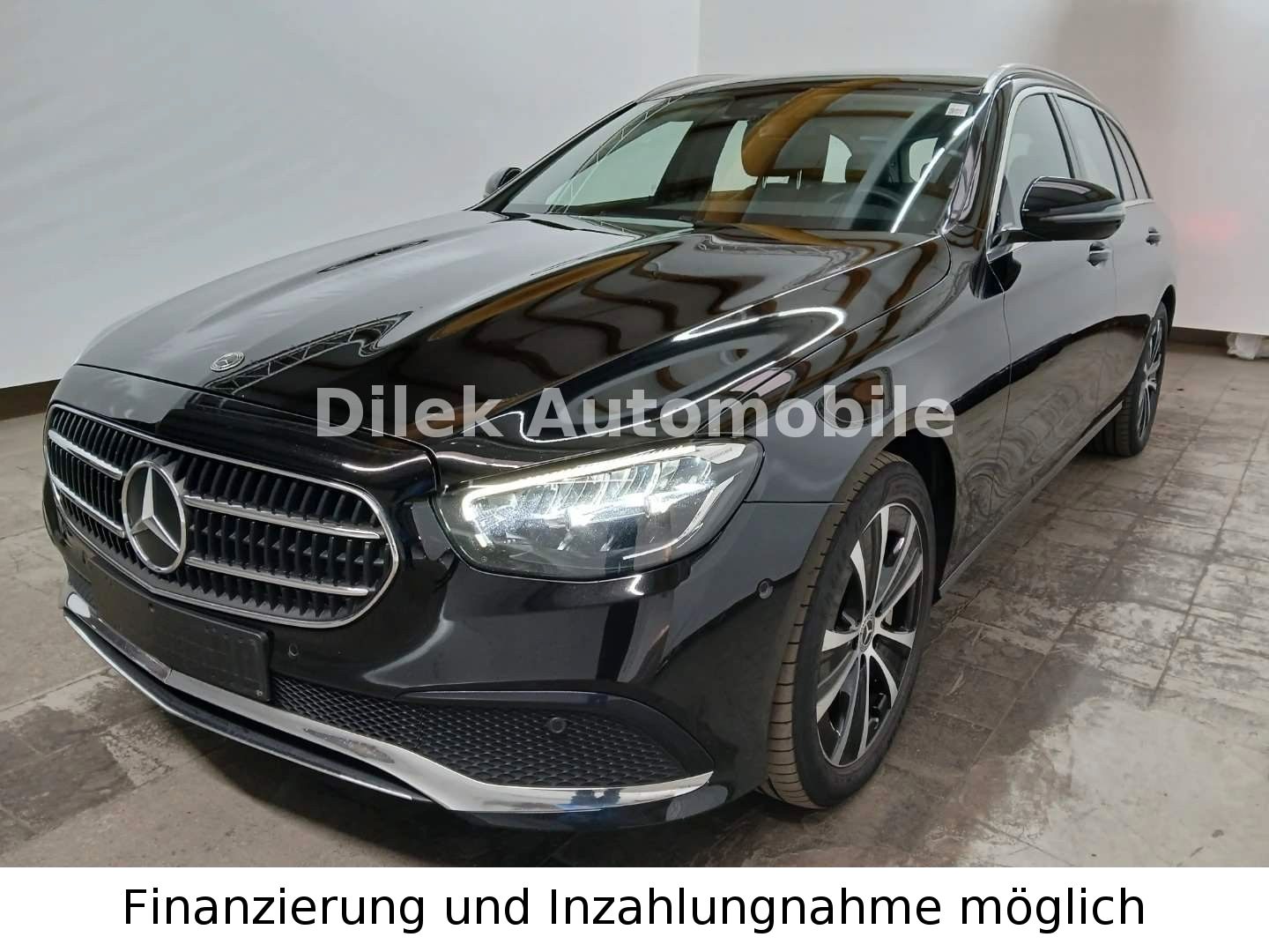 Mercedes-Benz E 300 E -LED/KAM/AHK/KEY/NAVI/TOT/MBUX/SHZ/HOLD
