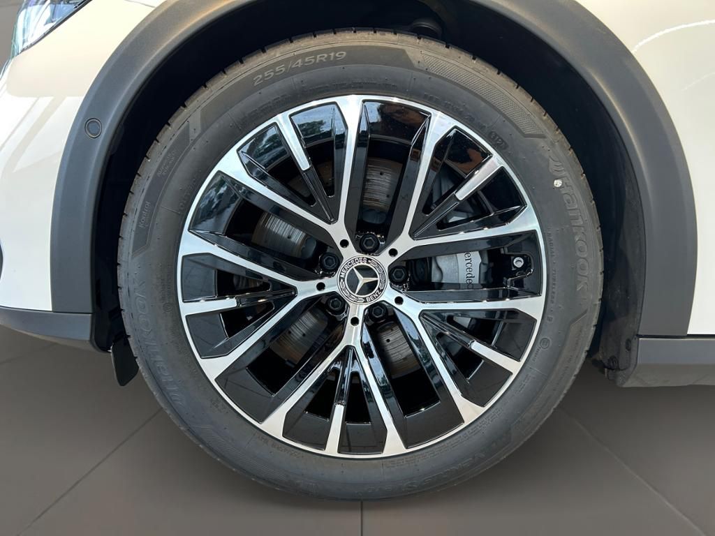 Mercedes-Benz E 300 de 4matic T All-Terrain Avantgarde+MBUX foto 12