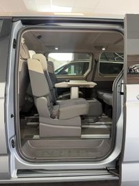 Volkswagen T7 Multivan - 10