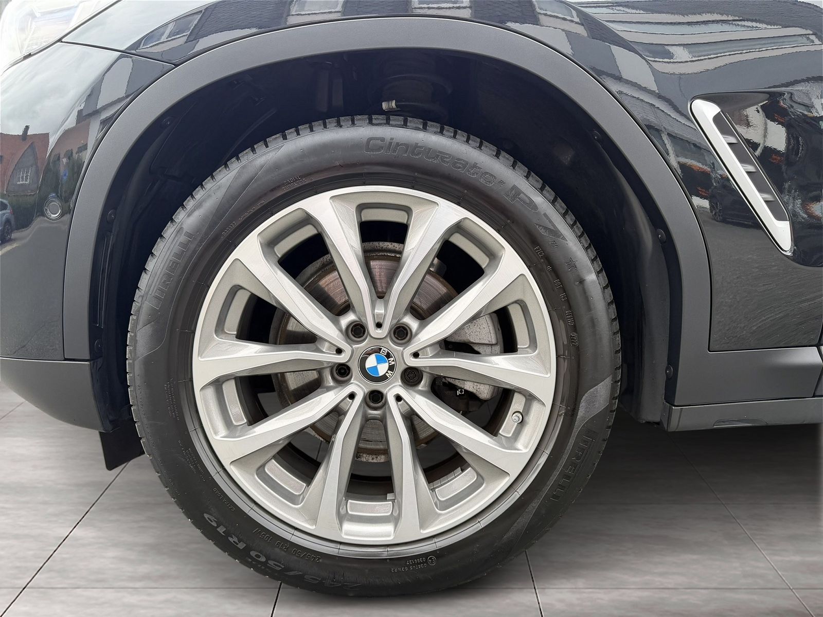 BMW X3 xDrive20d AHK eSportsitze Laser HeadUp LiveCo foto 8