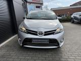Toyota Verso 1.8 SkyView Edition - silberne Toyota Verso