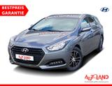 Hyundai i40 Kombi 1.6 blue Trend Navi Kamera Tempomat - Hyundai i40 mit Benzin-Antrieb: Kombi, 1.6