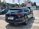 Renault Megane Grandtour INTENS E-TECH Plug-in 160 +GJR+ - Renault Megane: 16