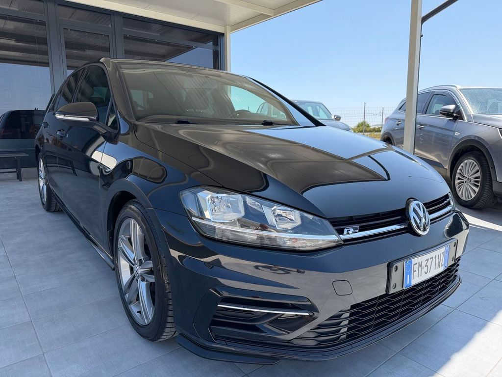 Image of Volkswagen Golf