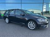 Volkswagen Golf VII Var. 1.5 TSI Highline DSG LED Einparkh. - Volkswagen Golf: Golf5