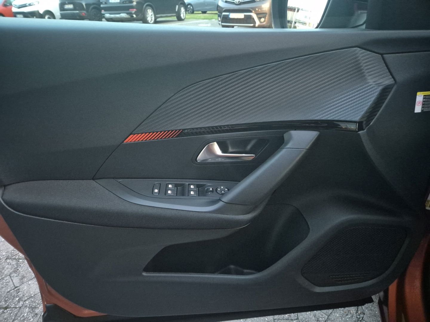 Fahrzeugabbildung Peugeot 2008 e- Active Klimaautom Fahrerprofil DAB SHZ S