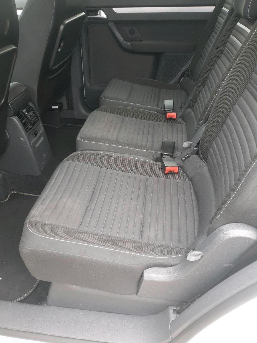 Volkswagen Touran 2015 — photo 13