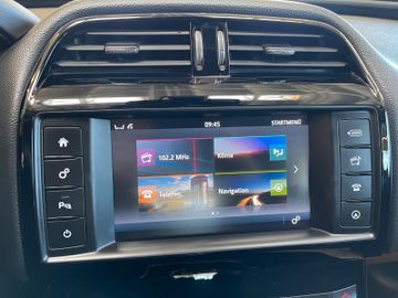 Jaguar XE Pure *NAVI*360°*SZHZ*TEMPO*BI-XENON*PDC*TOUCH