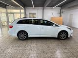 Toyota Avensis Kombi Life/AHK/Automatik/KeylessGo - Toyota Avensis Life