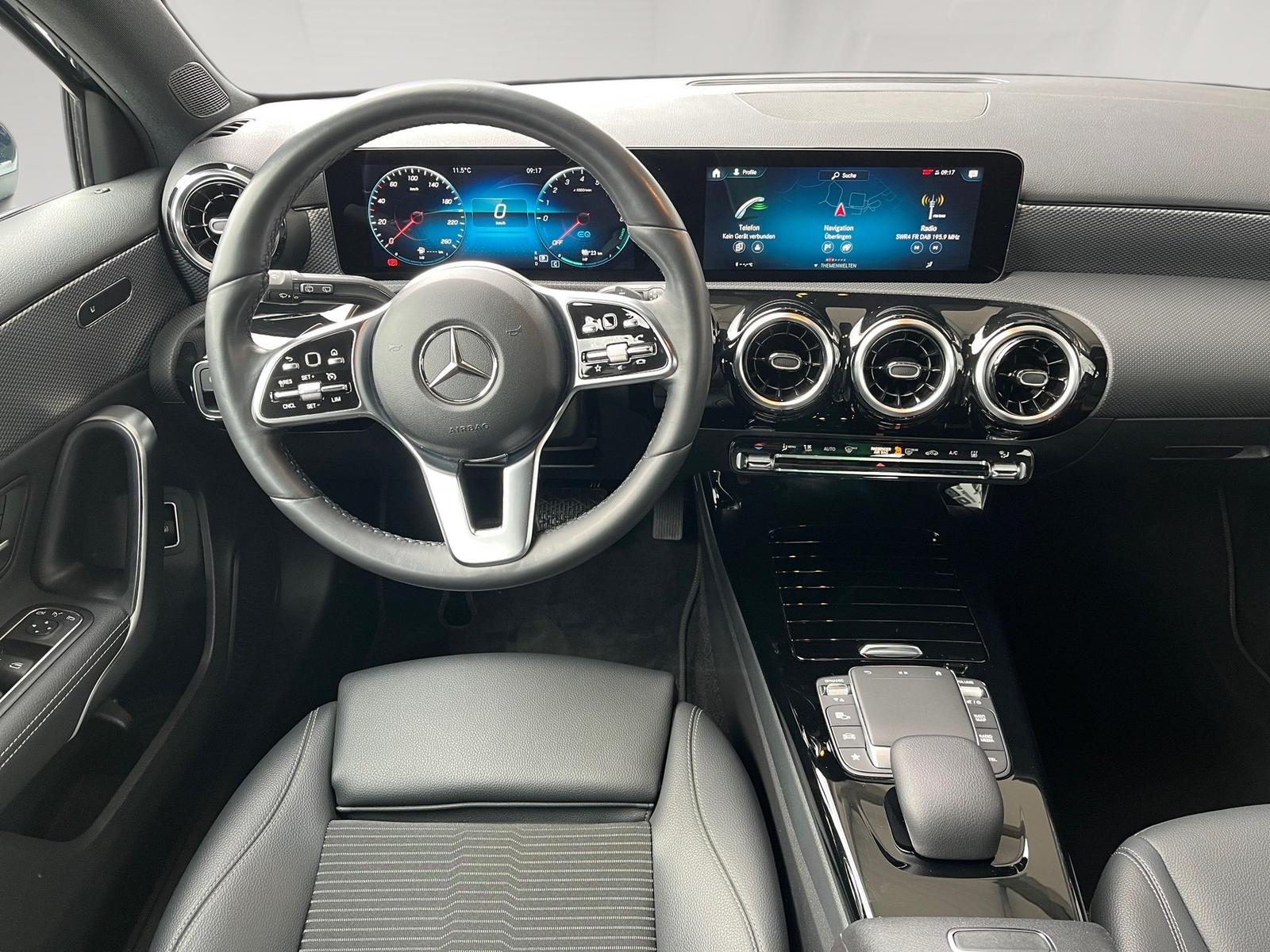 Mercedes-Benz A 250e Progressive Plug in KlimaA+LM+SoundSys