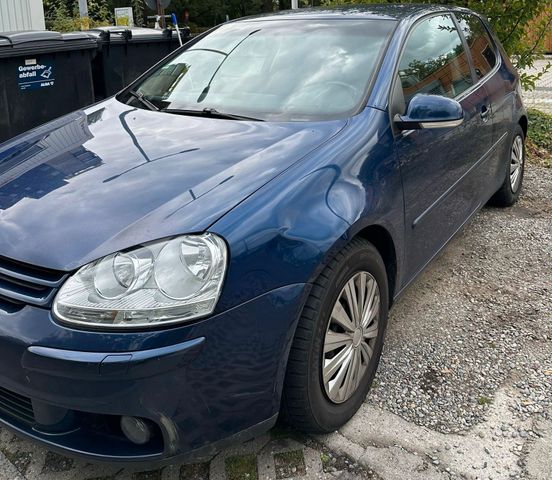 Volkswagen Golf 5 Goal Schalt Wagen