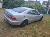 Mercedes-Benz  320clk - Mercedes-Benz 320 aus 2001