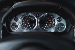 Fahrzeugabbildung Aston Martin V8 Vantage S *MWST. / 2. HAND / SCHECKHEFT*