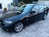 BMW 318d Touring - - BMW 318 aus 2010: Kombi, 318d