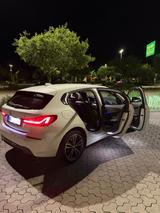 BMW 118i Sport Line Sport Line - BMW 118 Gebrauchtwagen in München
