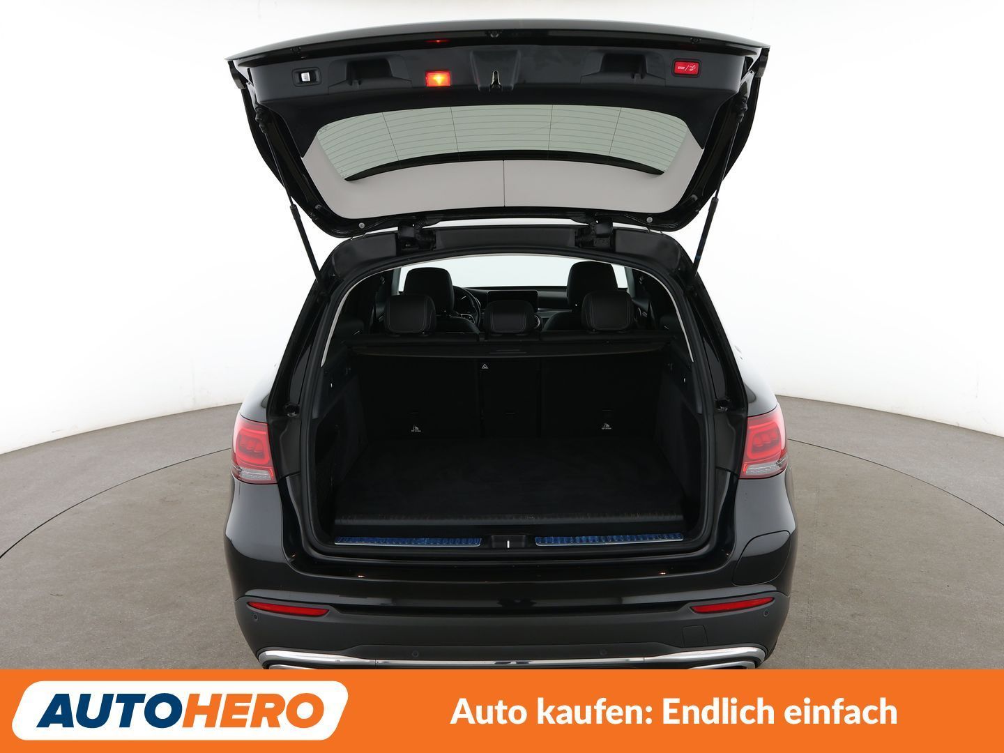 Mercedes-Benz GLC 300e 4Matic AMG Line Aut.*NAVI*LED*TEMPO* foto 17