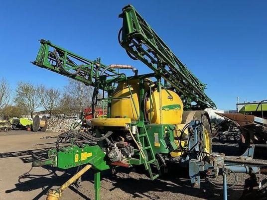 John Deere 740