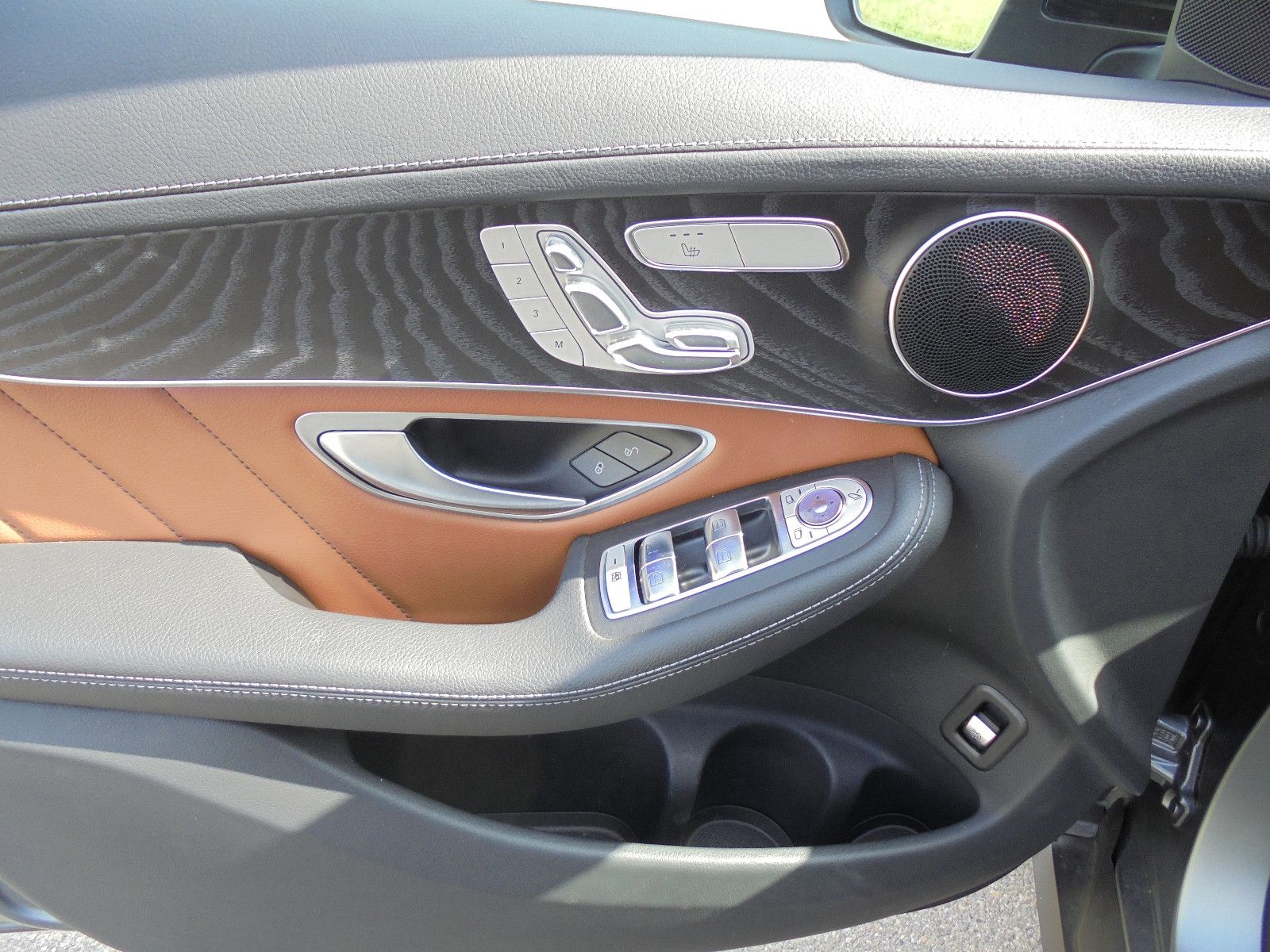 Mercedes-Benz GLC 43 AMG 4M Coupe +Mbux+ Distronic,+HUD+LED+ foto 8