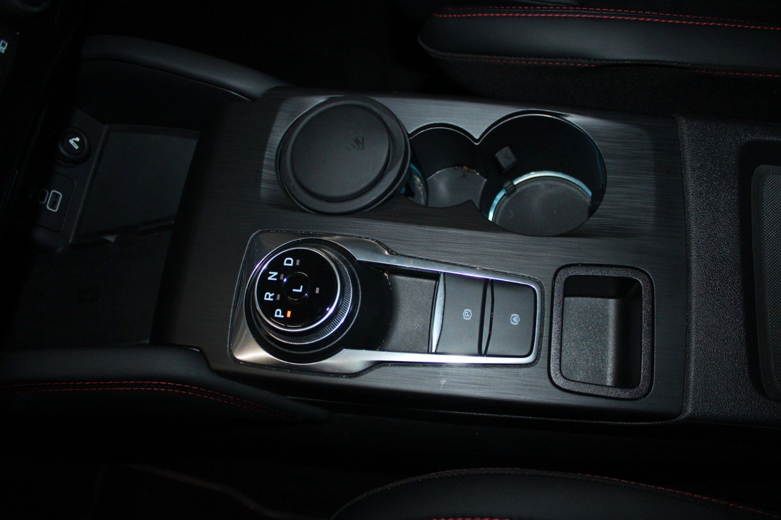 Fahrzeugabbildung Ford Kuga ST-Line X Automatik Facelift AHK Matrix LED