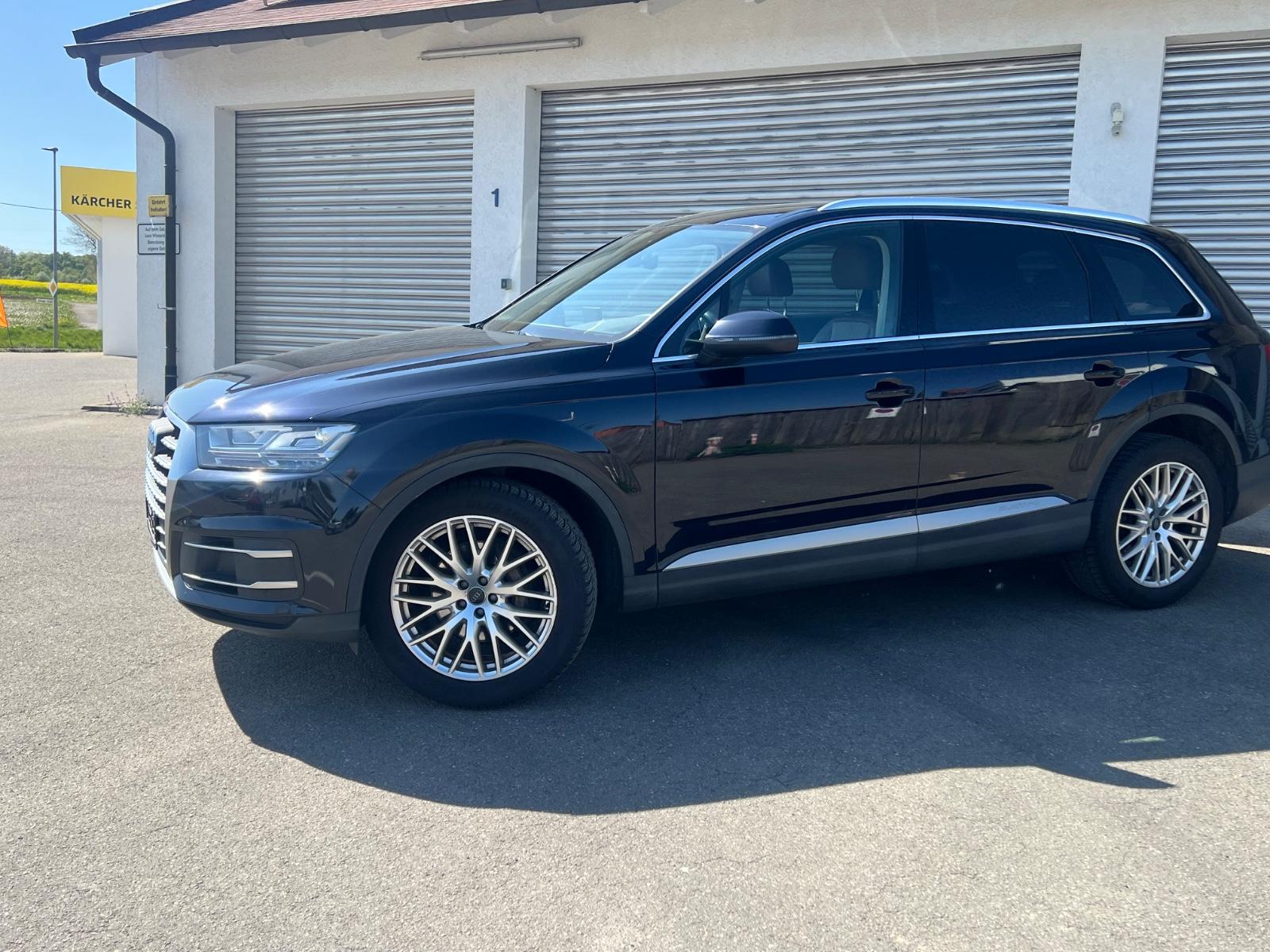 Audi Q7 3.0 TDI quattro/200Kw/Leder/Xen/Navi/20"