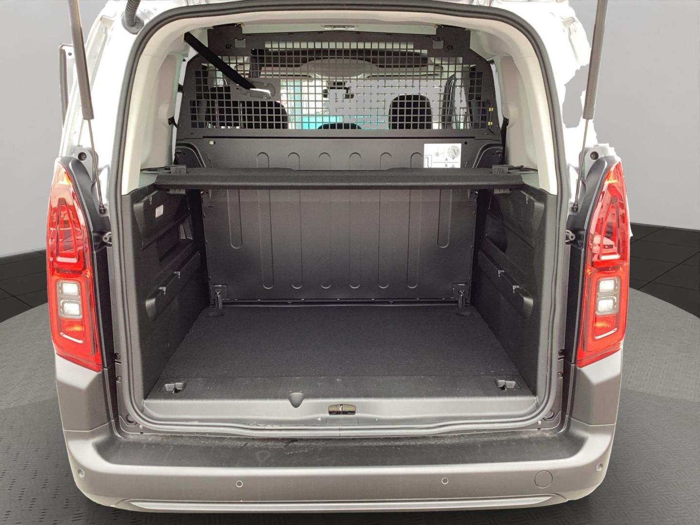 Citroën Berlingo PLUS MPV M AT+R-KAM+ALU+LRH+
