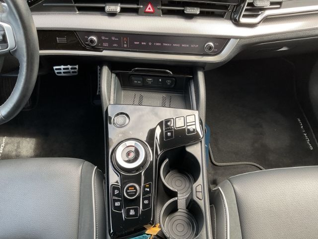 Fahrzeugabbildung Kia Sportage GT-LINE PLUG-IN HYBRID 4WD 1.6 T-GDI *D