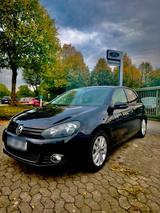 Volkswagen Golf 6 1.4 TSI TOP ZUSTAND - Volkswagen Golf aus 2011 mit Benzin-Antrieb: Kombi, 1.4