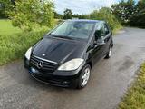 Mercedes-Benz A 160 BlueEFFICIENCY - - Mercedes-Benz A 160 in Bielefeld