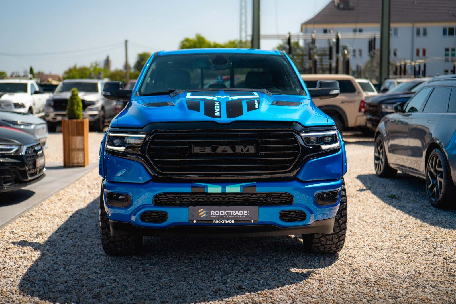 Fahrzeugabbildung Dodge RAM 5.7 V8 HEMI 4x4 LIMITED Blue Edition Offroad