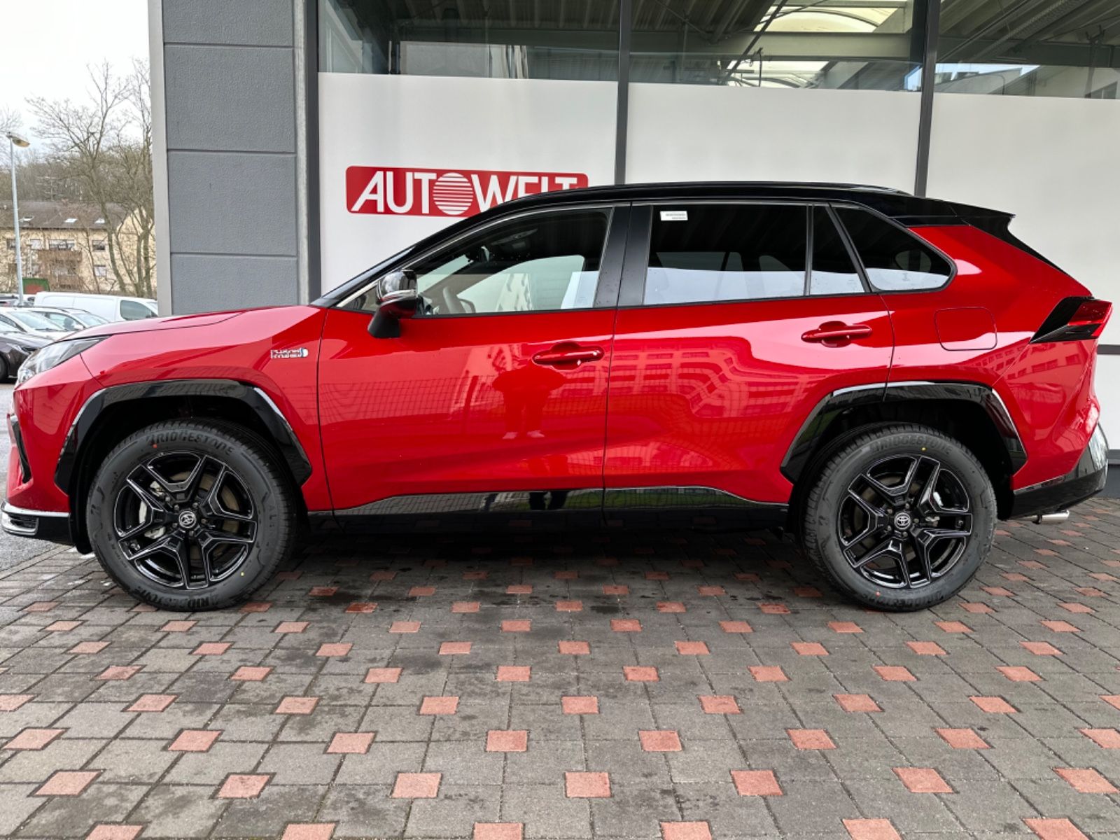 Fahrzeugabbildung Toyota RAV4 Plug-in Hybrid 4x4 GR Sport