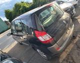 Renault Megane Grandtour Confort Authentique 2.0 16V... - Renault Megane aus 2003: Kombi