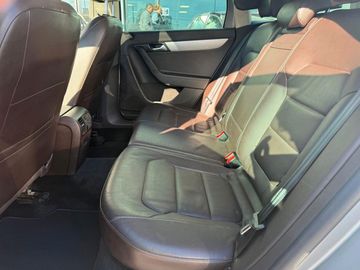 Volkswagen Passat Alltrack - 8