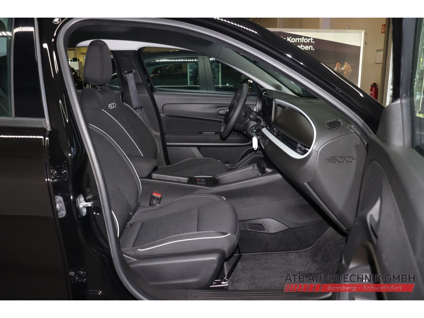 Fahrzeugabbildung Fiat 600 125-Jahre-Edition Hybrid 1,2 T3 74kW (100PS)