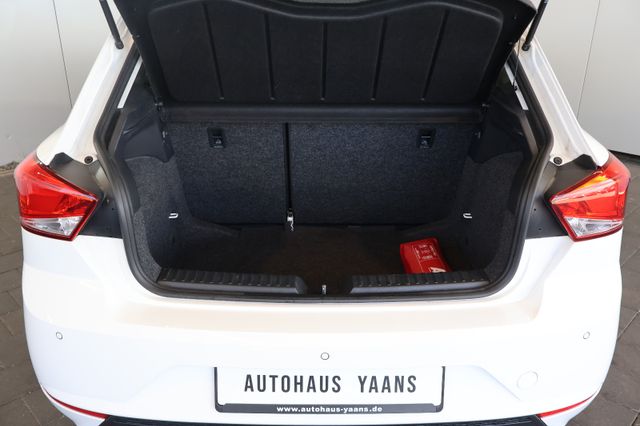 Seat Ibiza Reference 1.0 FRONT+LED+BT+ALU