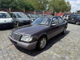 Mercedes-Benz E 220 - gebrauchte Mercedes-Benz E 220 aus dem Jahr 1994