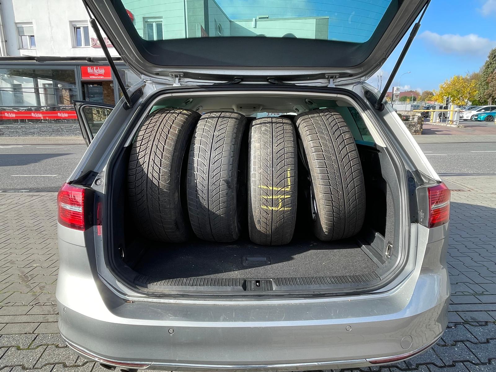 Volkswagen Passat 2015 — photo 18