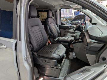 Ford Tourneo Custom Titanium X L2 Matrix