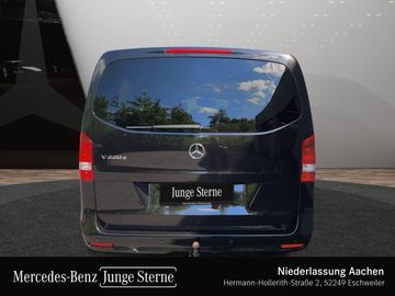Mercedes V 220 - 8