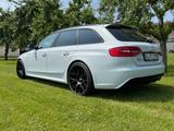 Audi RS4 4.2 FSI S tronic quattro Avant - - Audi RS4: 4.2