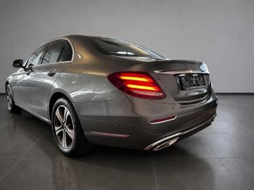 Mercedes E 200 - 9