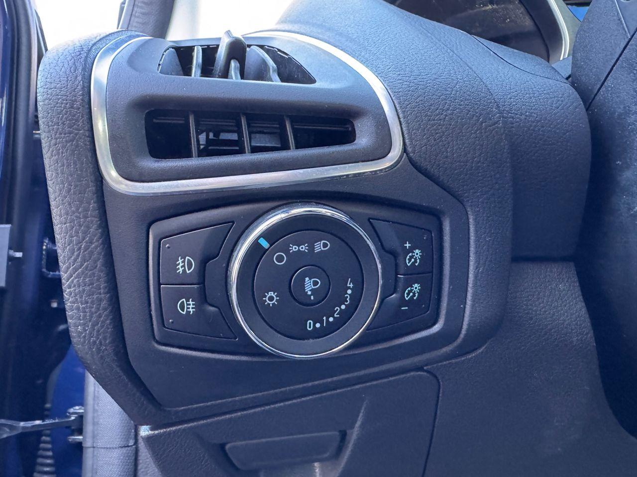 Ford Focus 2013 — photo 12